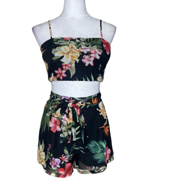 Miss Avenue Pants - Miss Avenue Women's Black Floral Colorful Print 2 Piece Short Set Size Med